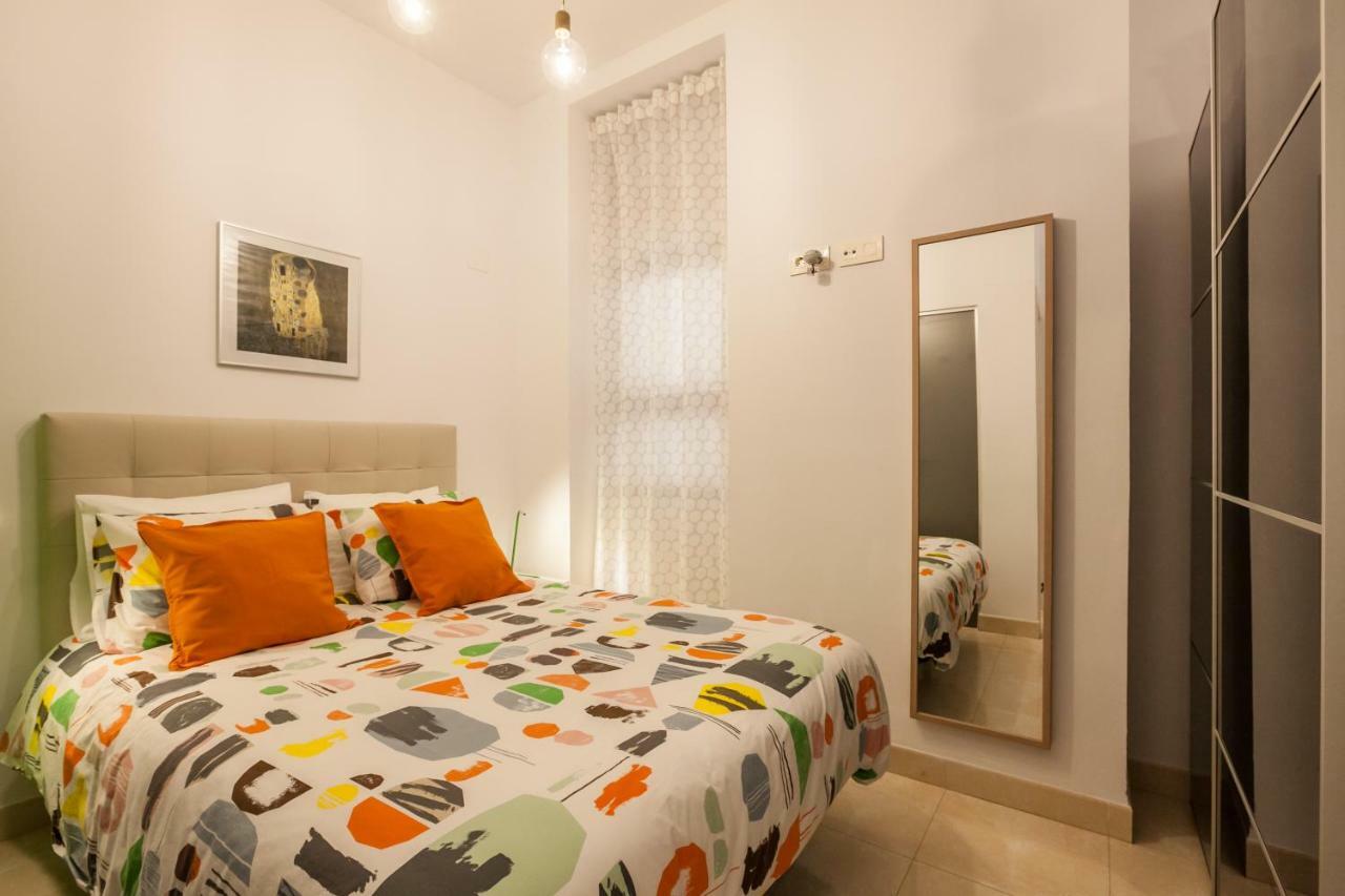 Homefeel Alameda Seville Exterior photo